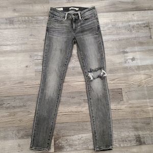Levi's Premium 711 Jeans